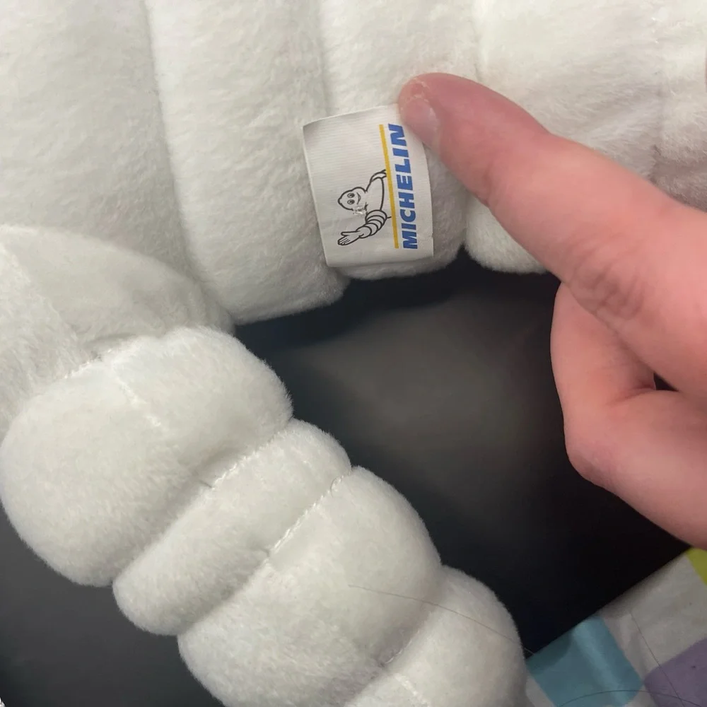White Michelin Man Plush Toy - Picture 3 of 5